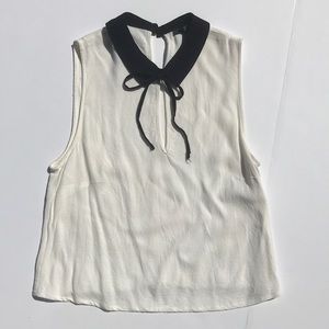 Sleeveless blouse